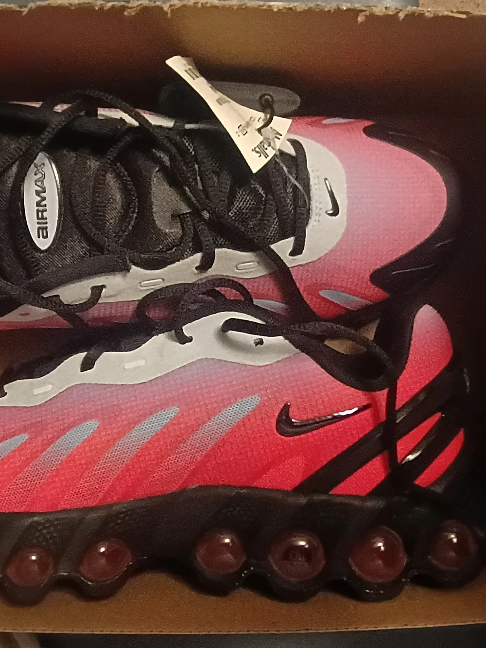Nike Kids Gradient Red and Pink Air Max Sneakers
